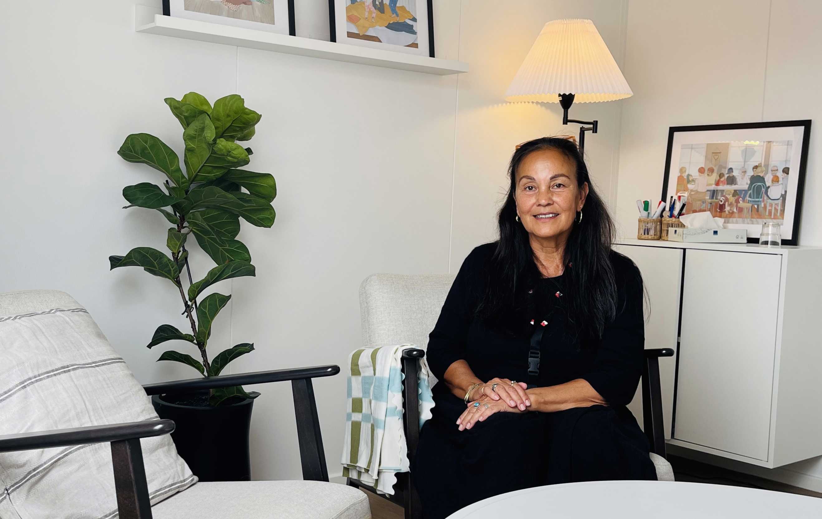 Socialrådgiver Ella i samtaleværelser