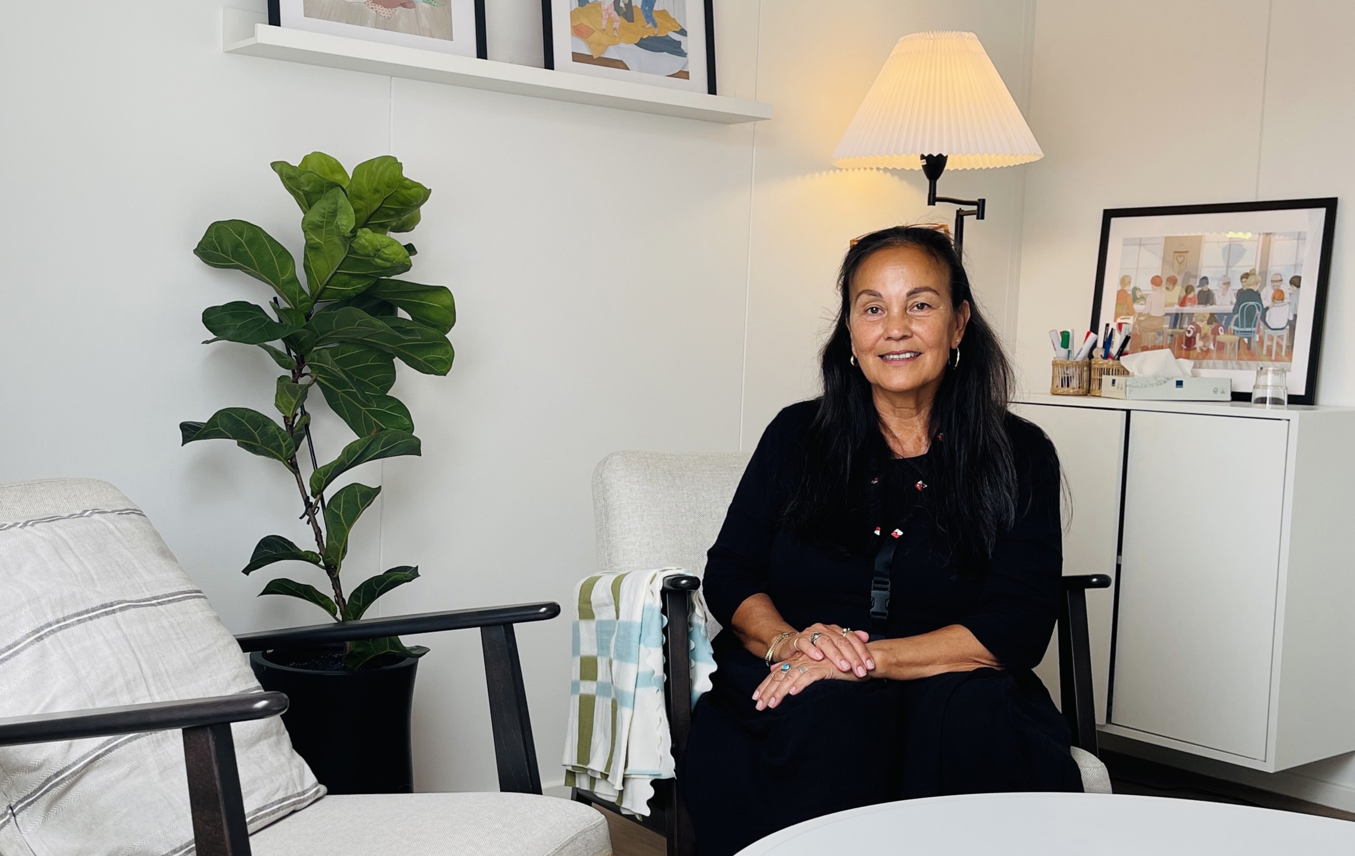 Socialrådgiver Ella i samtaleværelser