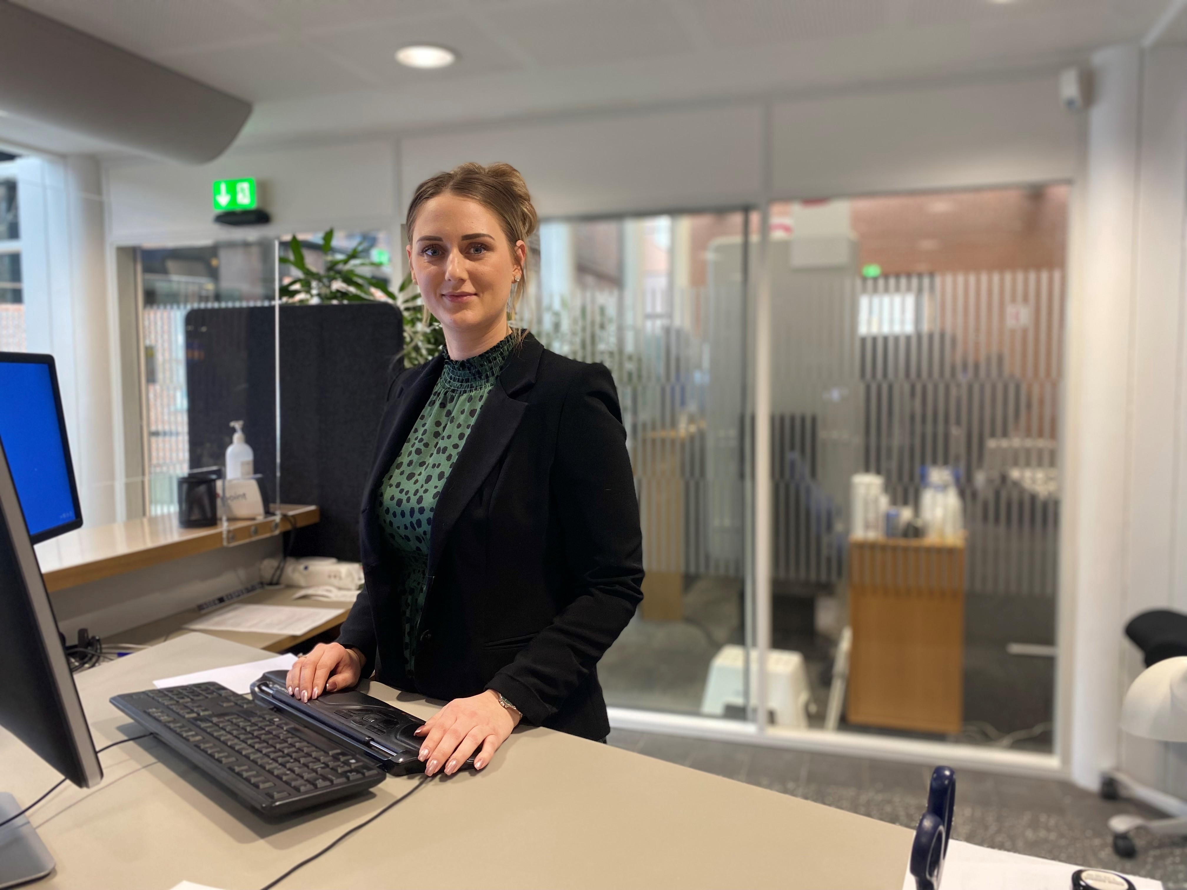 Kathrine Kontorassistent I Borgerservice