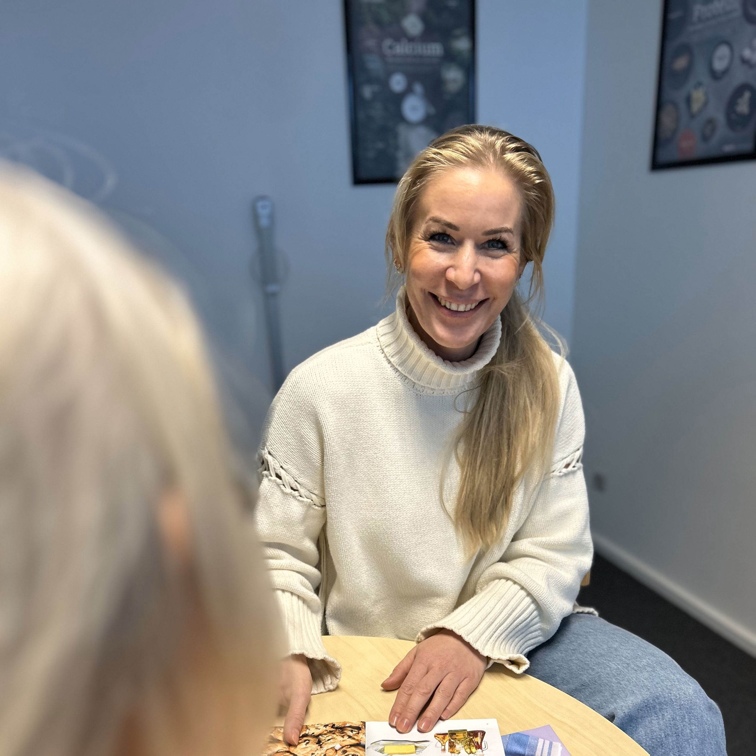 Kostfaglig medarbejder i gang med vejledning