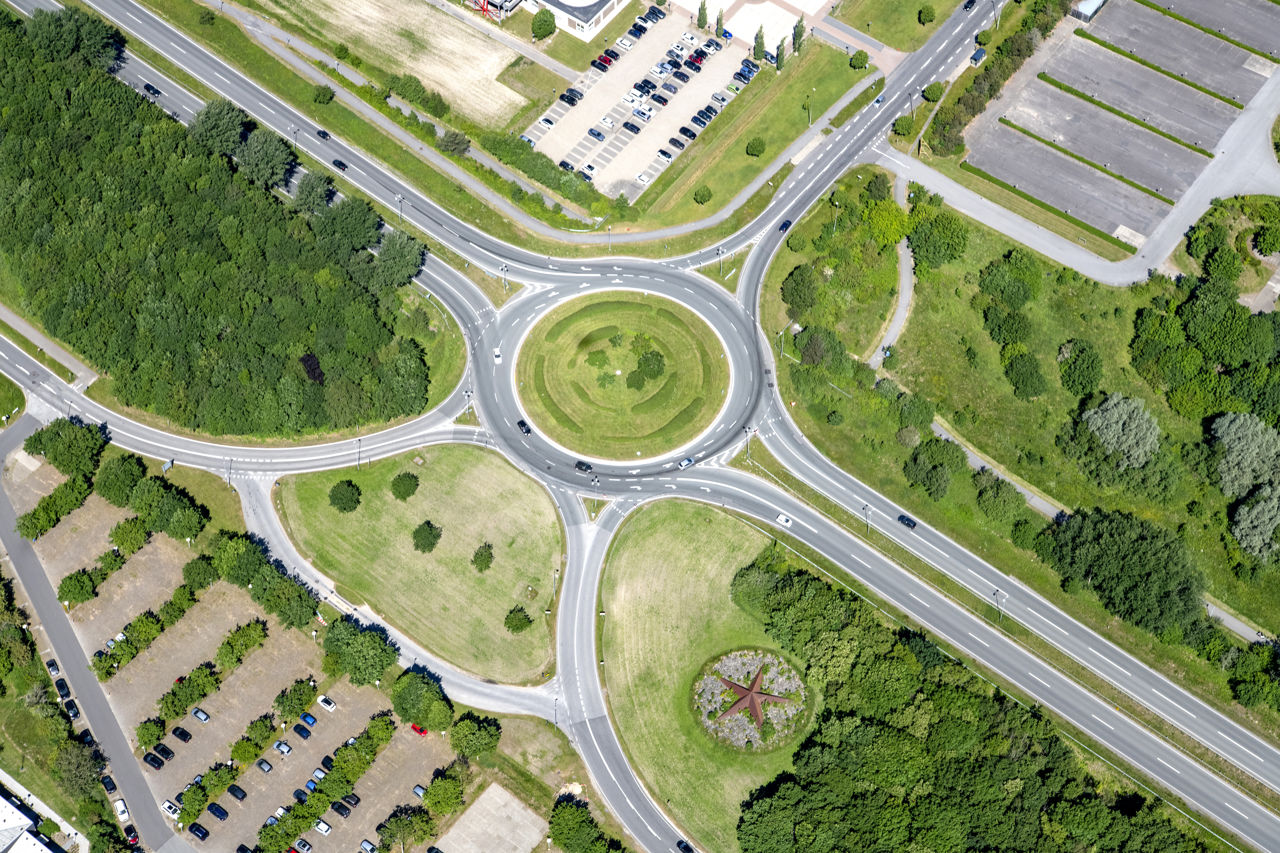 Rundkørsel mellem Universitetsboulevarden, Langagervej og Niels Bohrs Vej