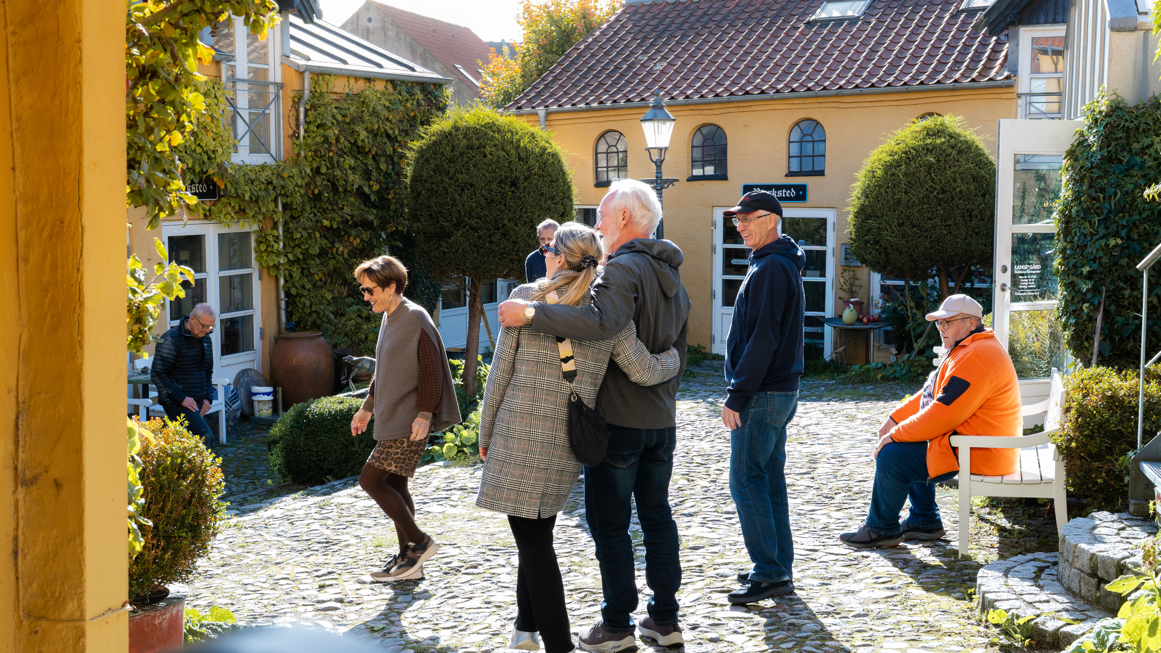 På besøg i Langes gård