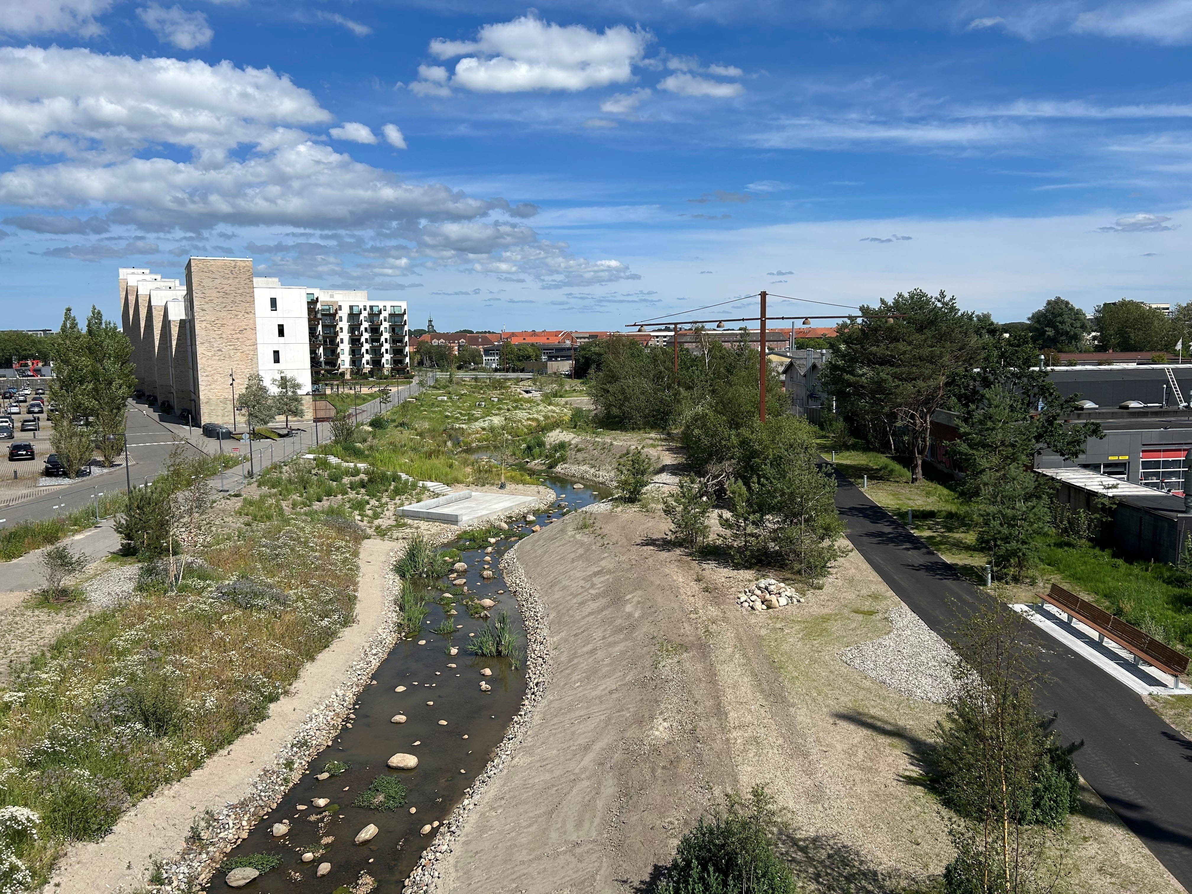 Østerå der bugter sig gennem Aalborg