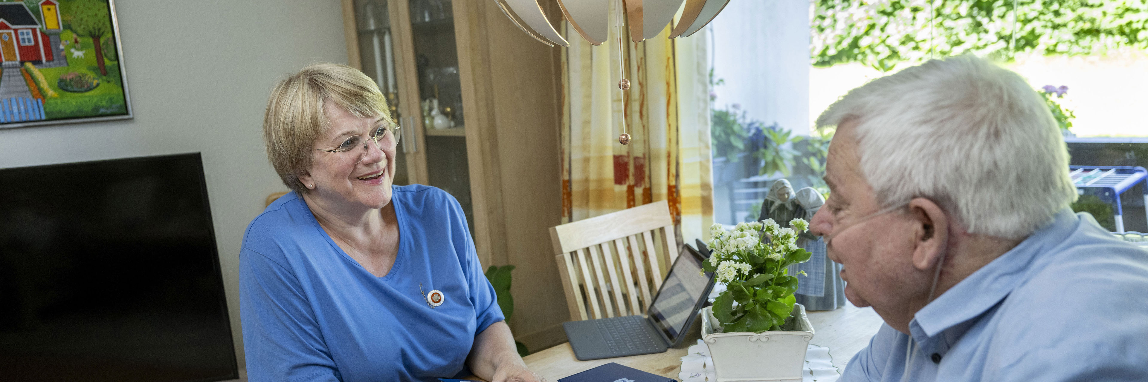 Sygeplejerske på hjemmebesøg