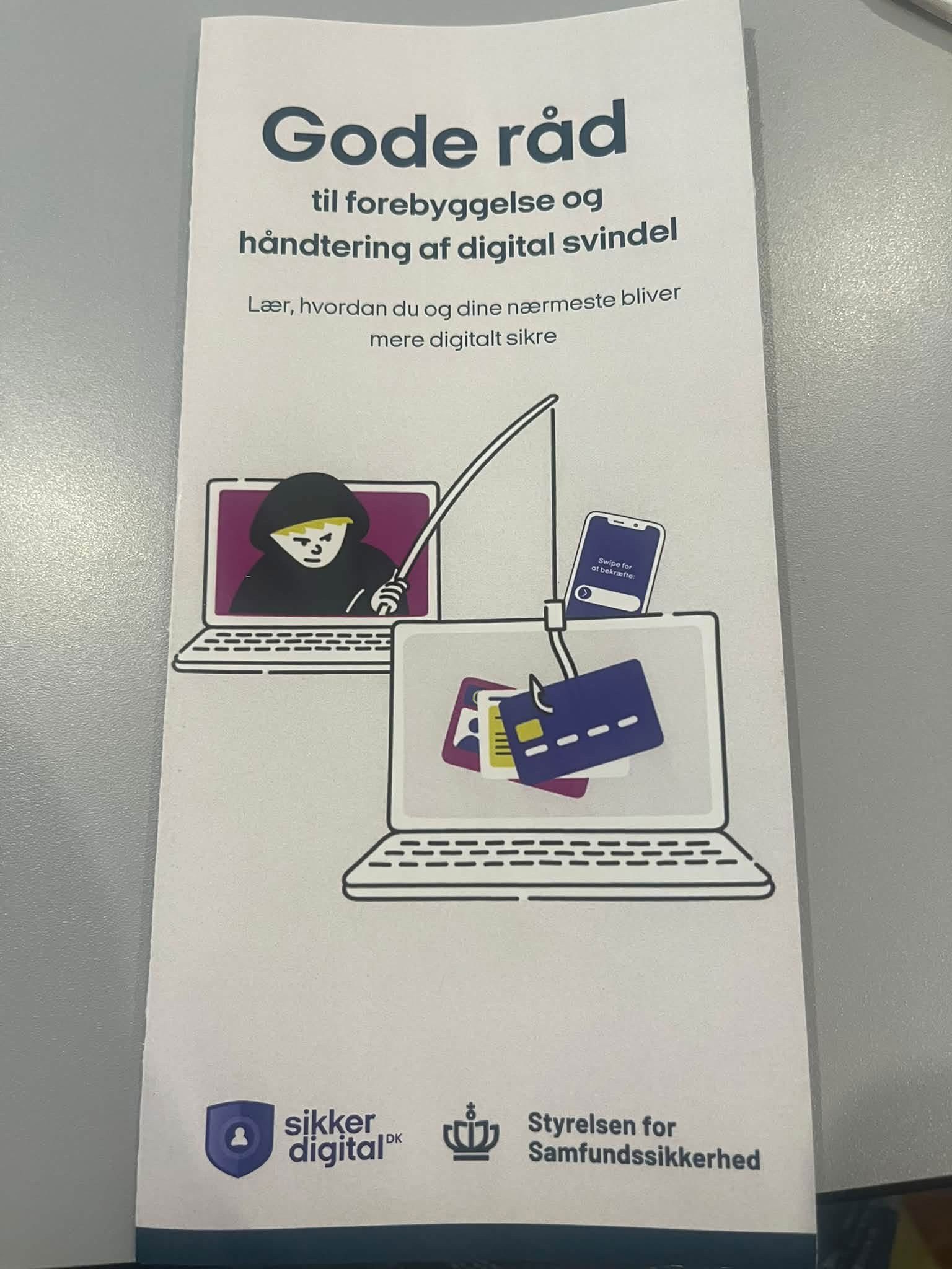 Folder gode råd til forebyggelse af digital svindel