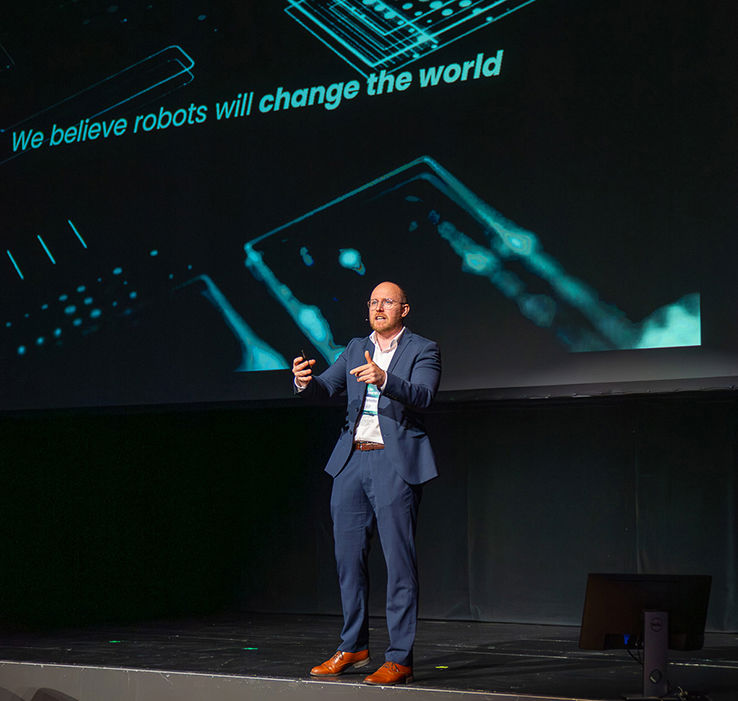 Kenneth Richard Geipel, stifter af Robotto