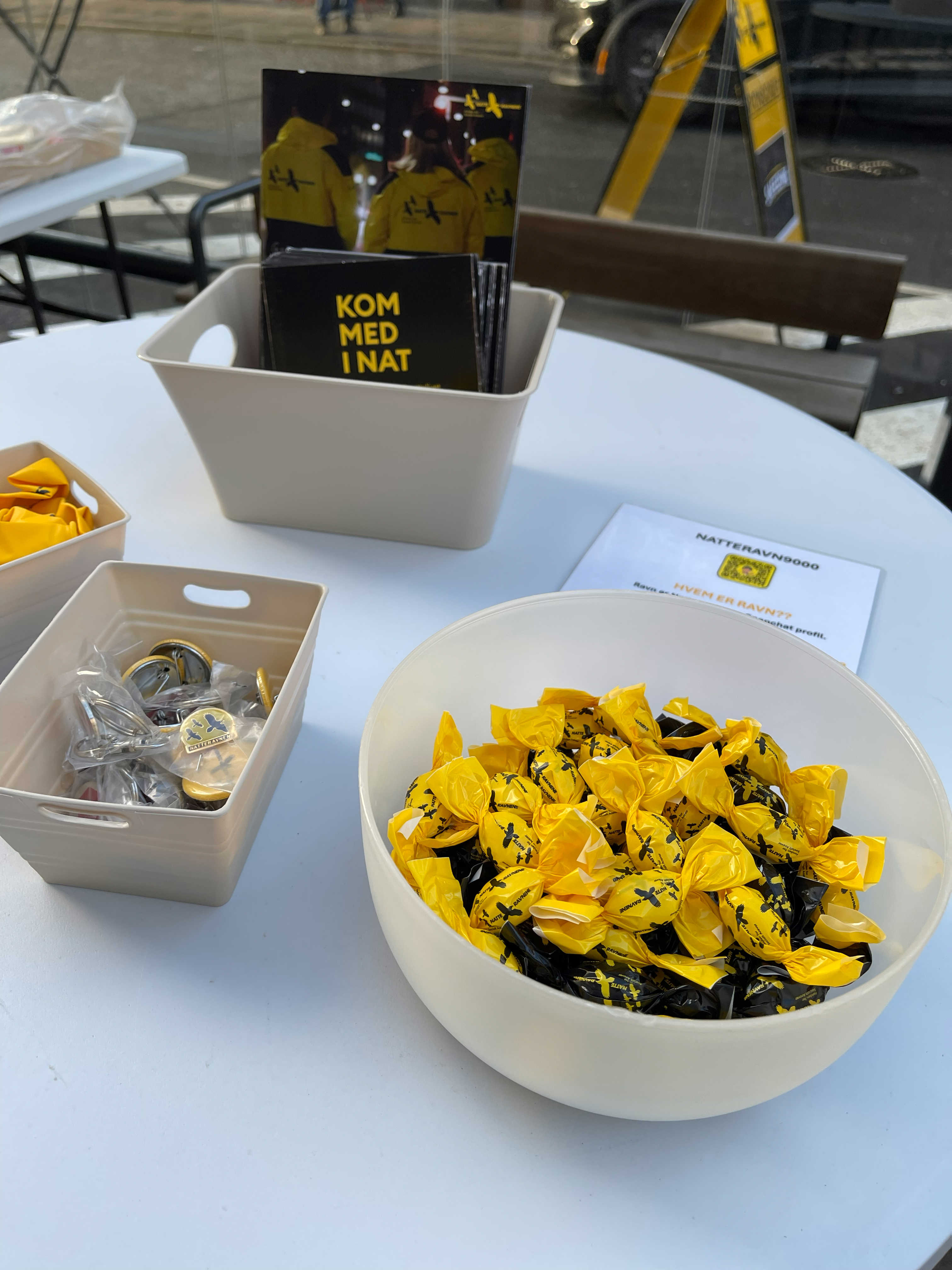 Slikskål fra Natteravnene