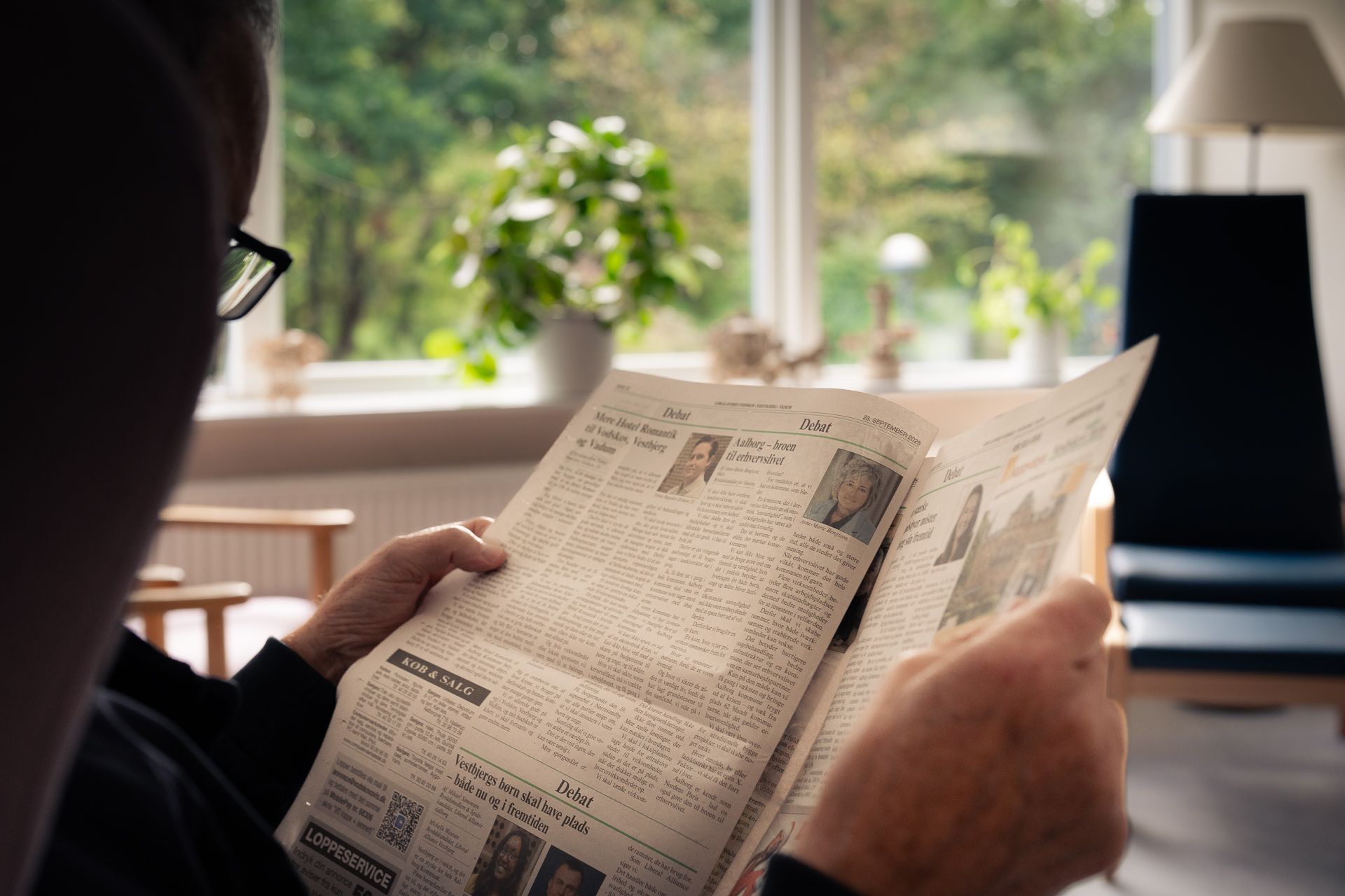 Avislæsning i Skelhuset