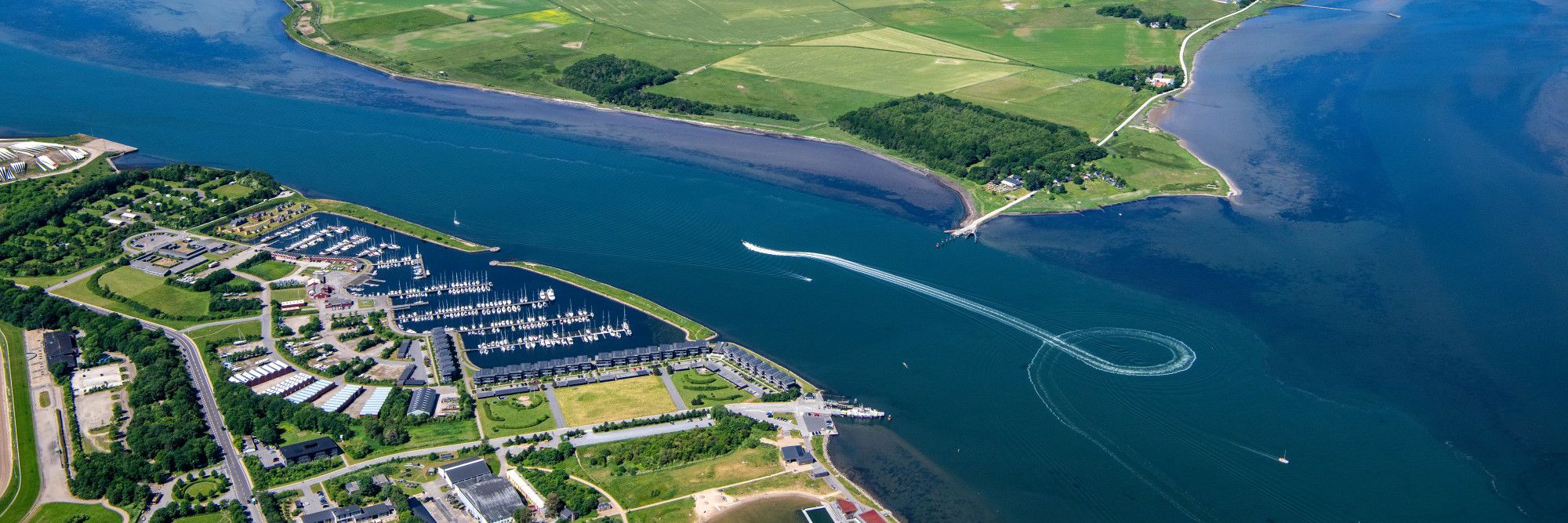 Limfjorden og Egholm set fra oven