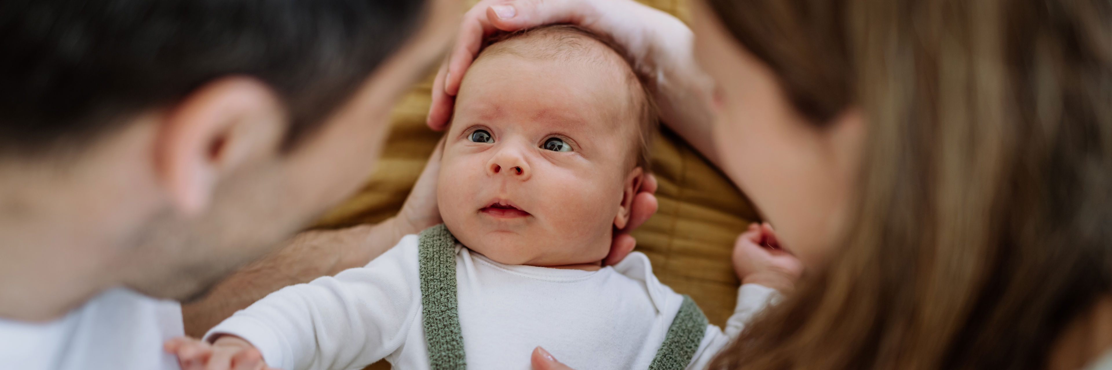 Baby og forældre