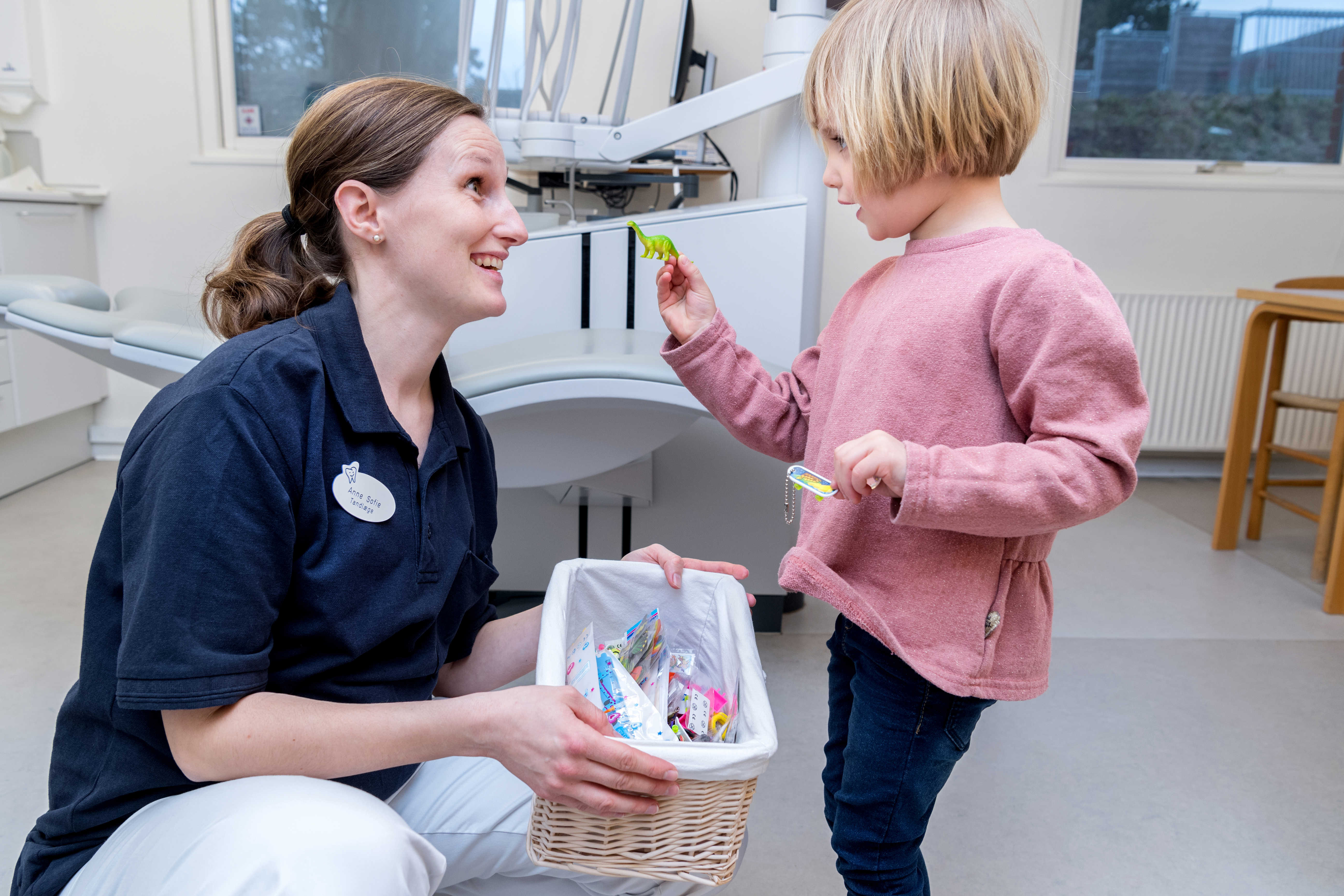 Barn på besøg ved Tandplejen