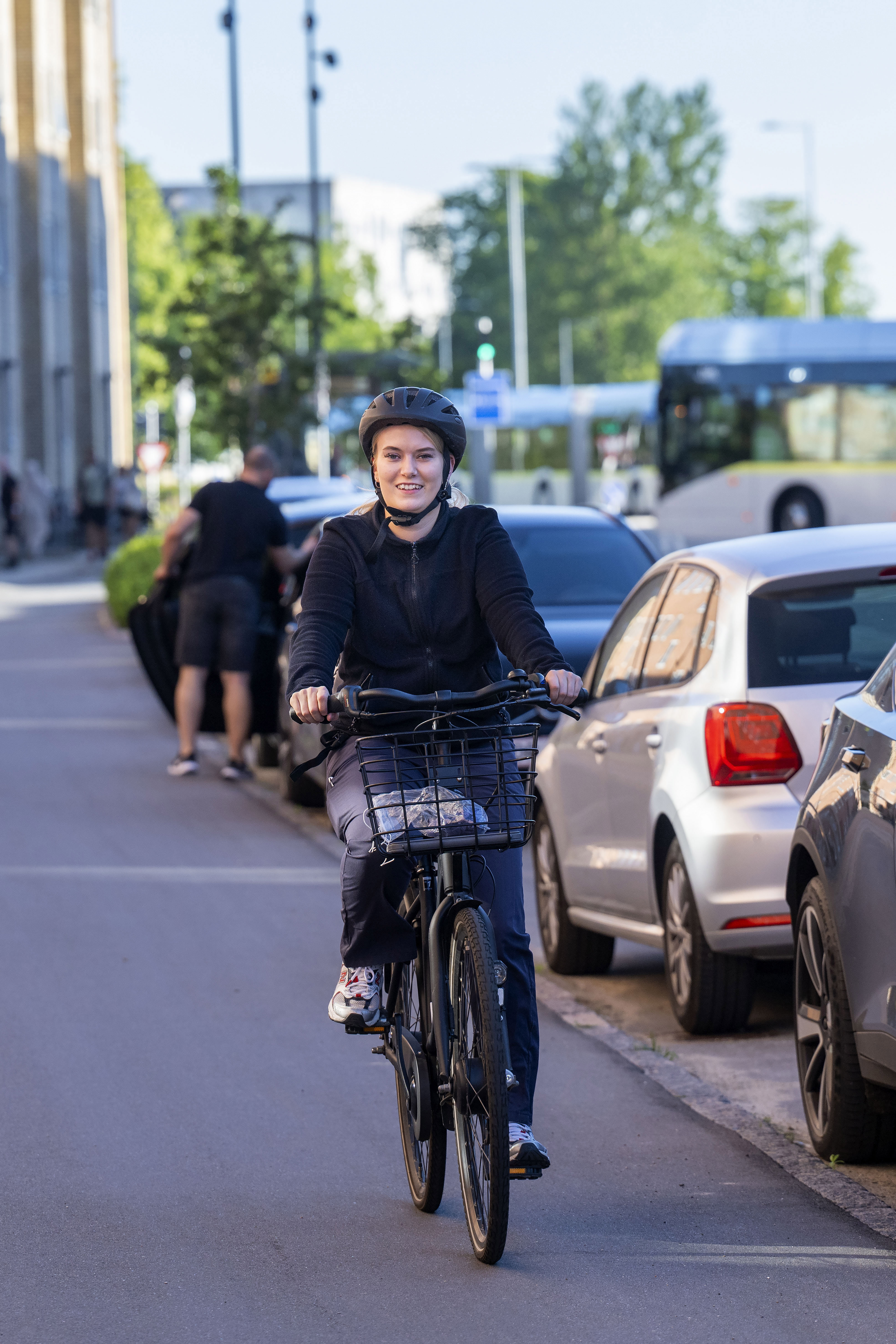 Medarbejder på cykel