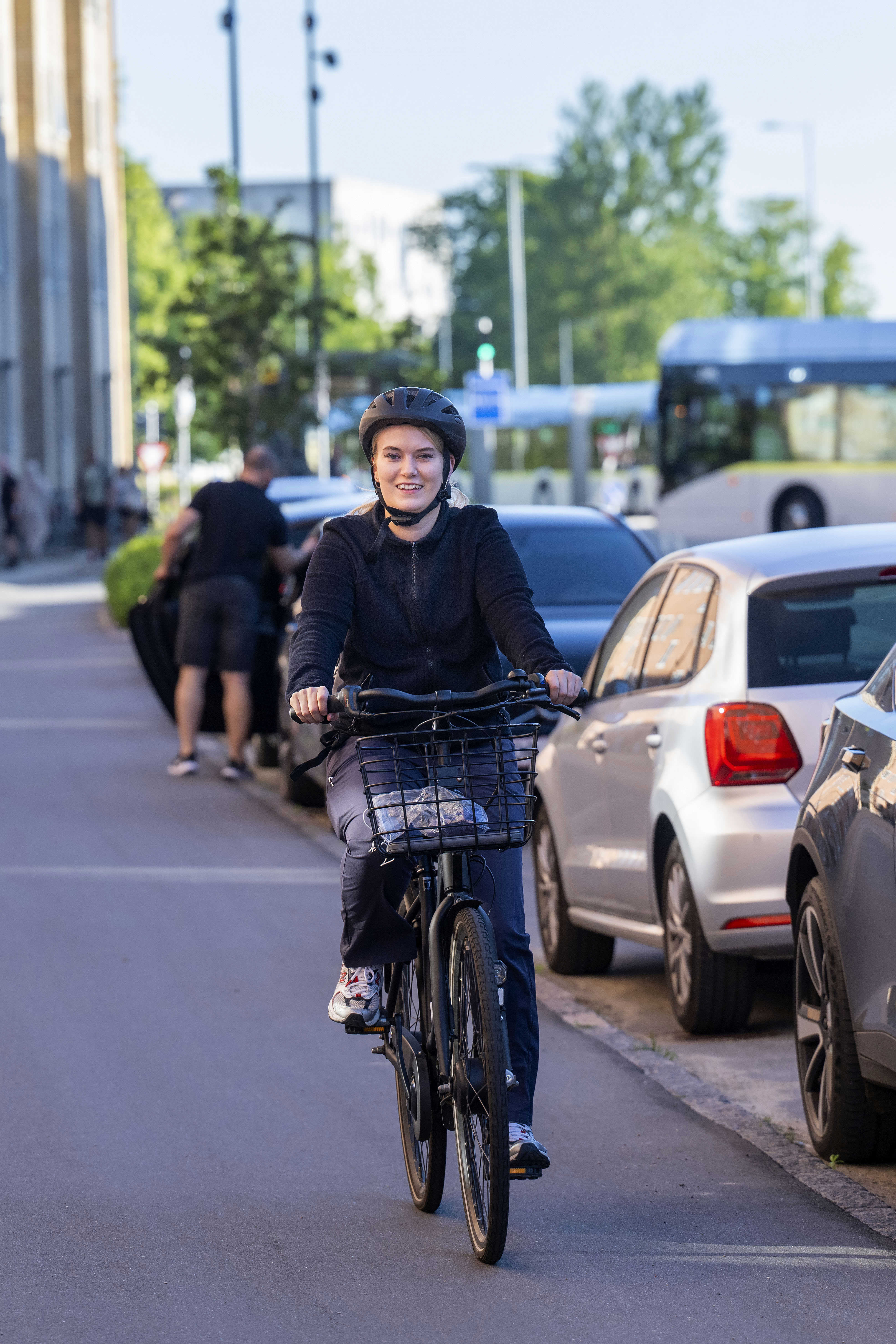 Medarbejder på cykel